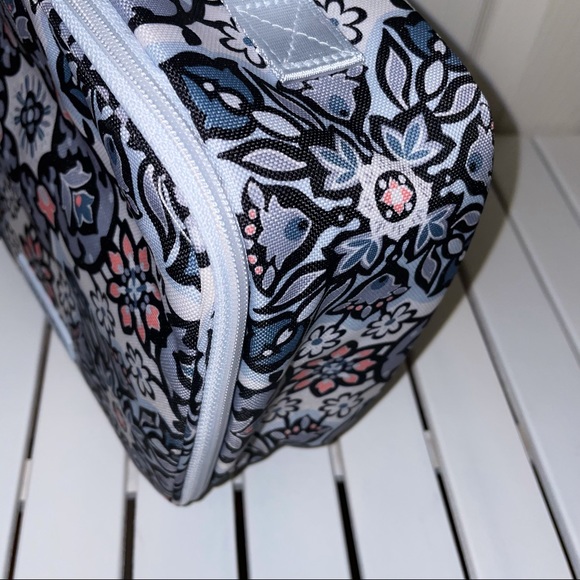 Vera Bradley Lisbon medallion Lunch Box Lunch Bunch Insulated NWT - Picture 5 of 8